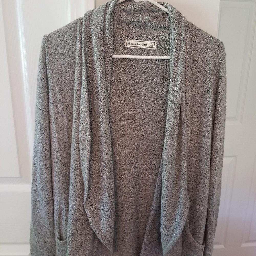 Abercrombie & Fitch cardigan